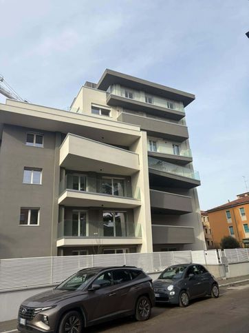 Appartamento in residenziale in Via Luigi Capuana 3