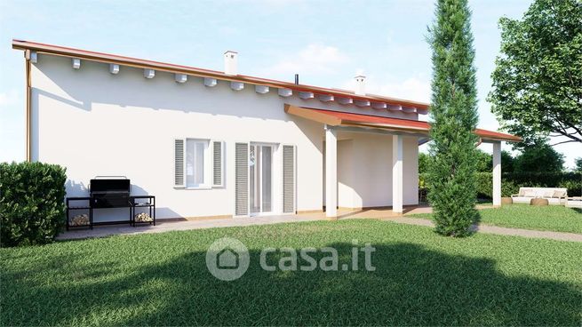 Villa in residenziale in Via N. Carnevali
