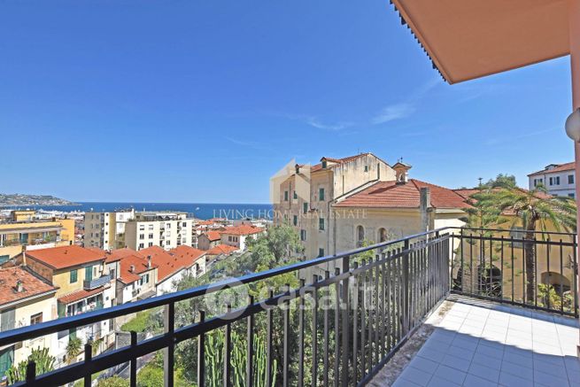 Appartamento in residenziale in Corso degli Inglesi