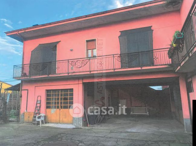 Casa indipendente in residenziale in Via del Chiesotto 30