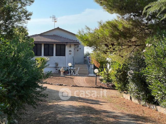 Villa in residenziale in San Bartolomeo 1179
