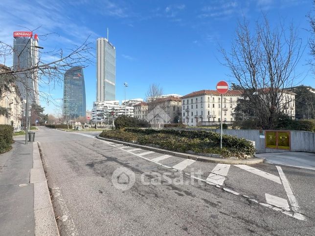 Garage/posto auto in residenziale in Piazzale Giulio Cesare 10