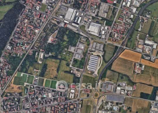Terreno agricolo in commerciale in Via Enrico Mattei