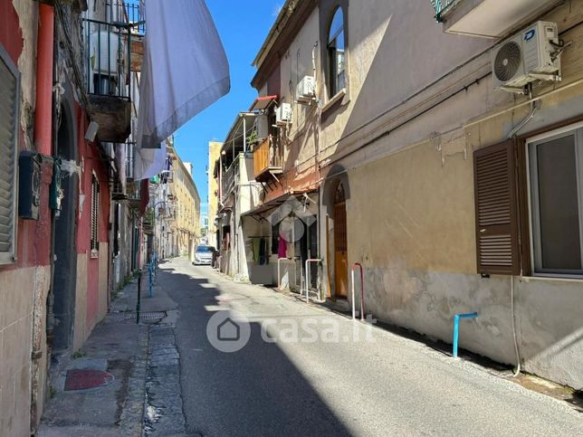 Appartamento in residenziale in Via Bernardo Quaranta 31