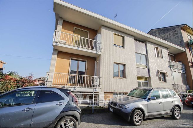 Appartamento in residenziale in Via Meana 31