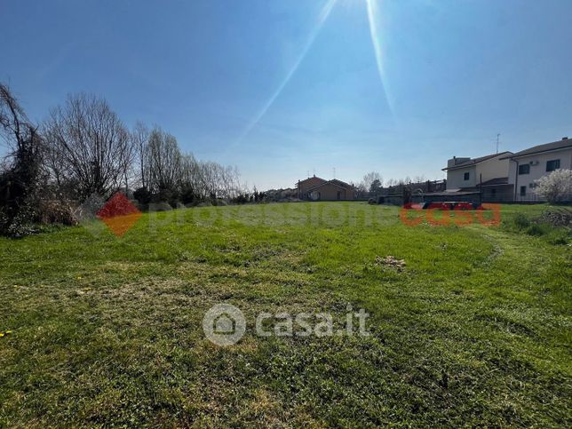 Terreno agricolo in commerciale in Via Crosare 70