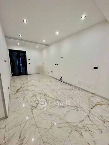 Ufficio in commerciale in Via Giuseppe Mazzini
