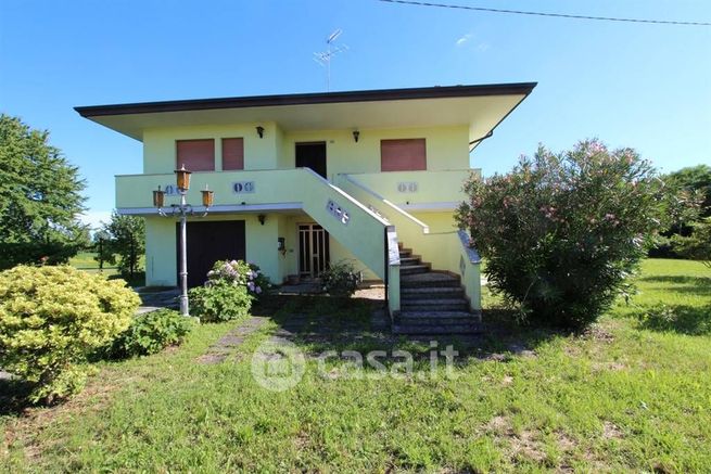 Casa indipendente in residenziale in Via Levada 337