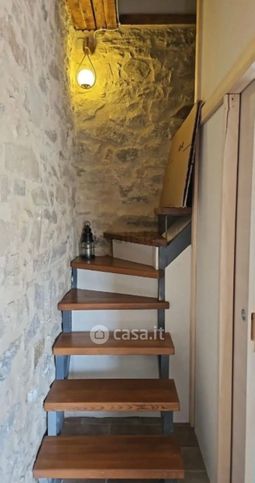 Appartamento in residenziale in Via Lenella 2