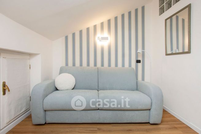 Appartamento in residenziale in Via Lecco 4