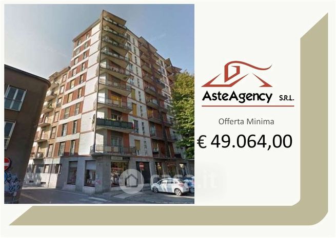 Appartamento in residenziale in Viale Mario Parini 8