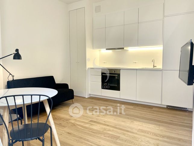 Appartamento in residenziale in Via Tortona 28