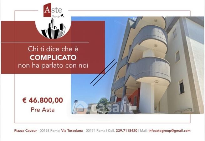 Ufficio in commerciale in Via Santa Maria 160