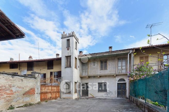 Casa bi/trifamiliare in residenziale in Vicolo Redenzione 6