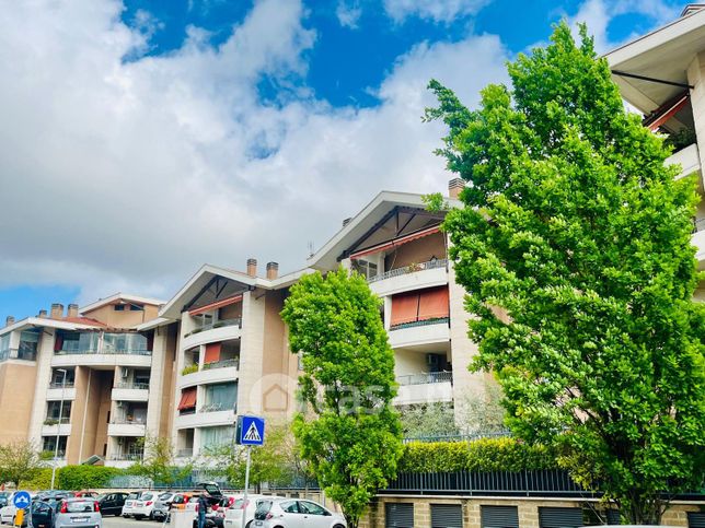 Appartamento in residenziale in Via Joan Miró