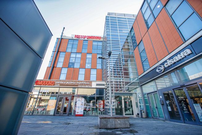 Ufficio in commerciale in Via Treviso 36