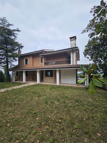 Villa in residenziale in Strada del Molino Mosca 15