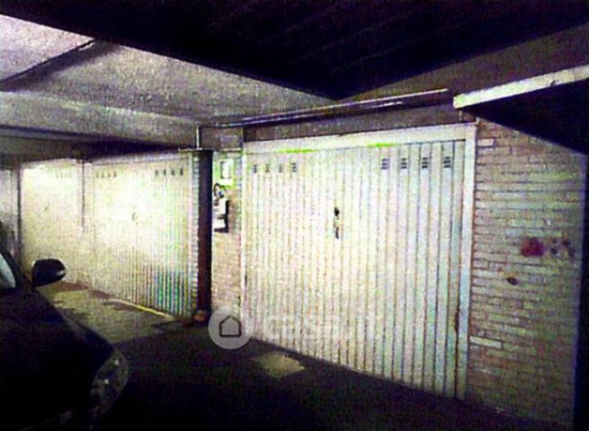 Box/posto auto in residenziale in Via Quieta