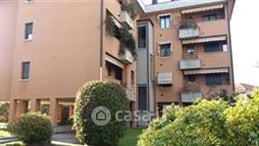 Appartamento in residenziale in Via San Vitale 121