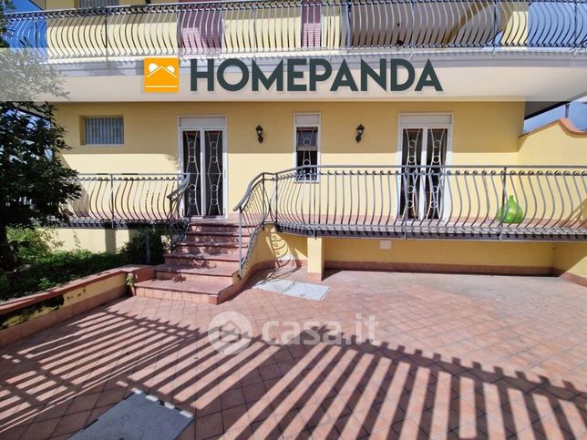 Appartamento in residenziale in Via Monaci Mantia 48