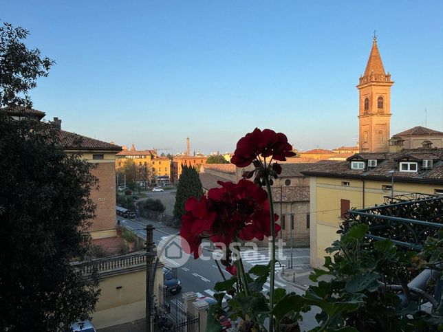 Appartamento in residenziale in Via San Mamolo 31