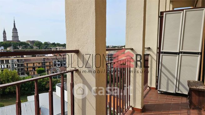 Appartamento in residenziale in Via Nino Oxilia 1