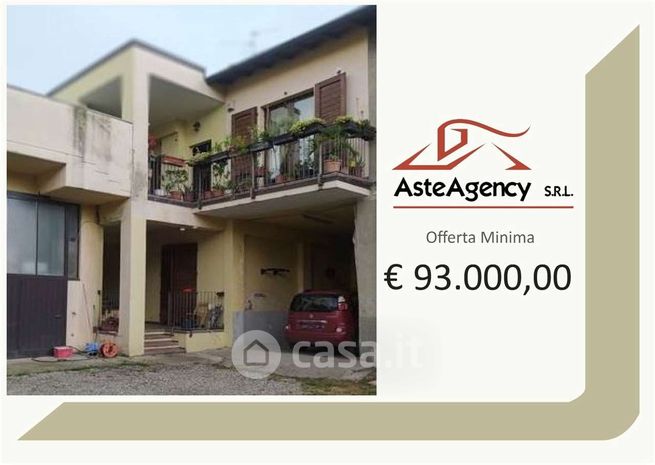 Appartamento in residenziale in Via per Incirano 49