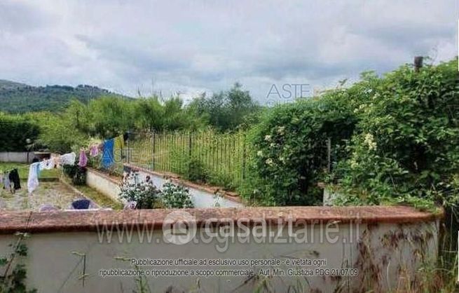 Terreno agricolo in commerciale in 