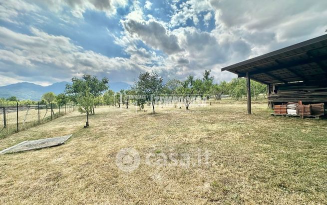 Terreno agricolo in commerciale in