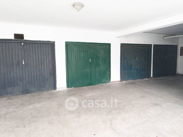 Garage/posto auto in residenziale in Via Belvedere 15