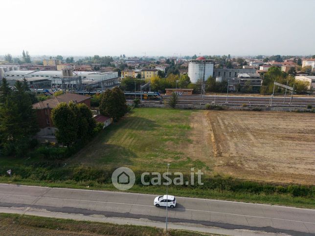Terreno edificabile in residenziale in Via Commenda