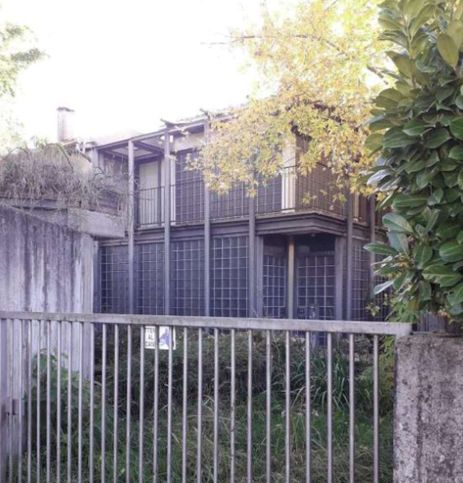 Villa in residenziale in Via R. Morandi