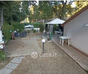 Appartamento in residenziale in Via della Quercia