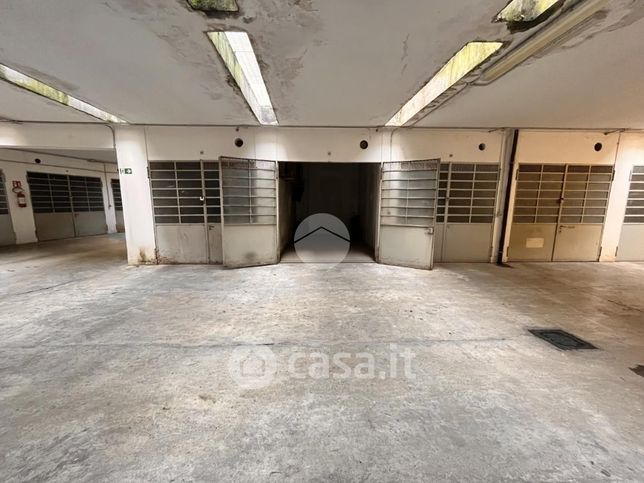 Garage/posto auto in residenziale in Via Casteldelfino 8