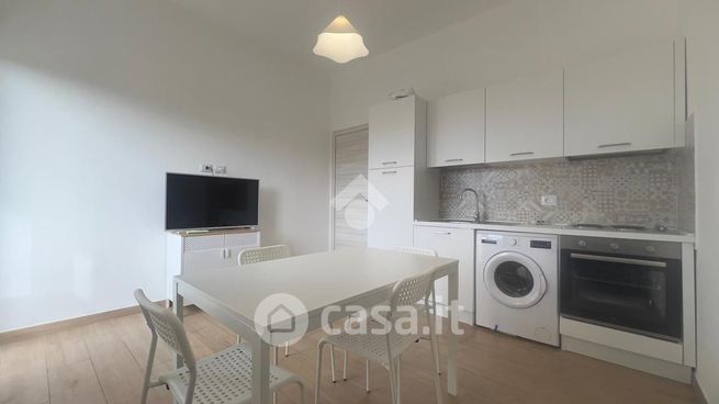 Appartamento in residenziale in Via Antonino Cutroneo 49