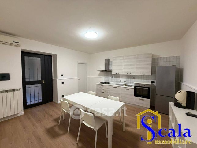 Appartamento in residenziale in Via Pasquale Fratta
