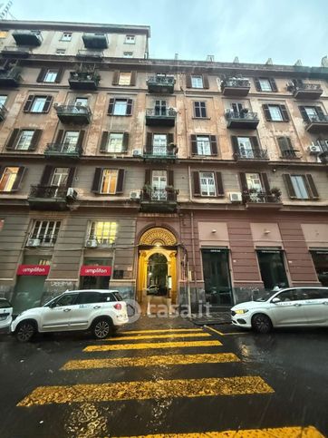 Ufficio in commerciale in Via San Aspreno 13