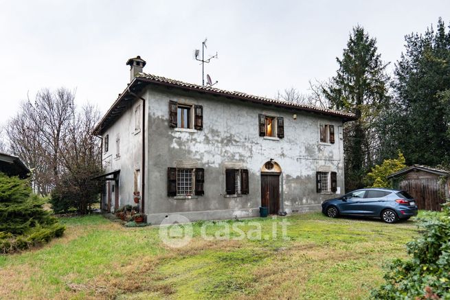 Casa indipendente in residenziale in Via Zenerigolo 16