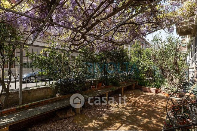 Appartamento in residenziale in Via Paolo Diacono 7