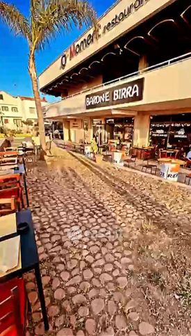 Attivitã /licenza (con o senza mura) in commerciale in Via dei Garofani