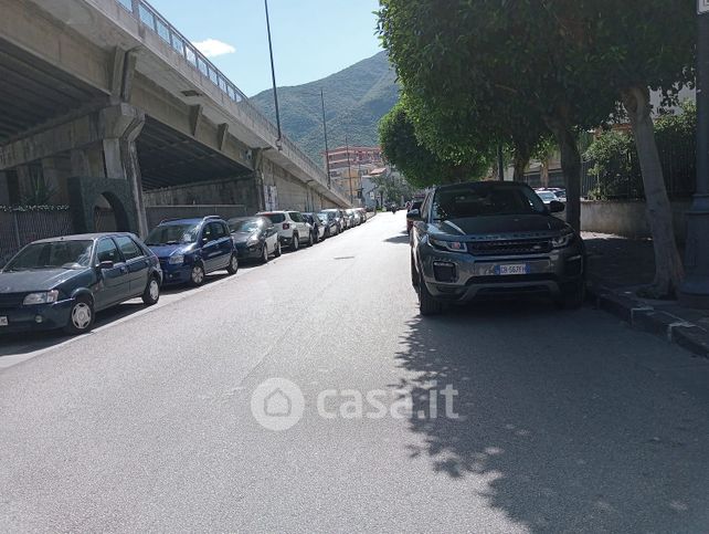 Garage/posto auto in residenziale in Via Raffaele Vitolo