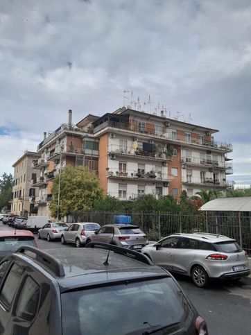 Appartamento in residenziale in Via di Villa Certosa 20