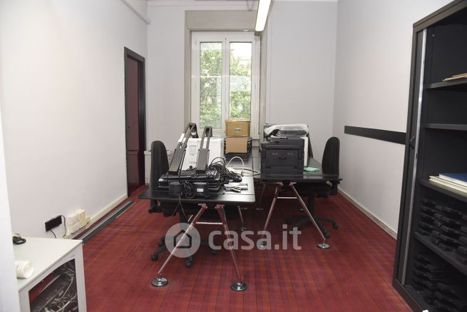 Ufficio in commerciale in Corso SEMPIONE 50