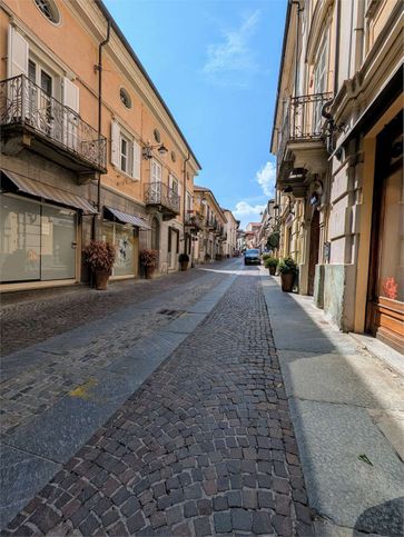 Appartamento in residenziale in Via Fratelli Piol