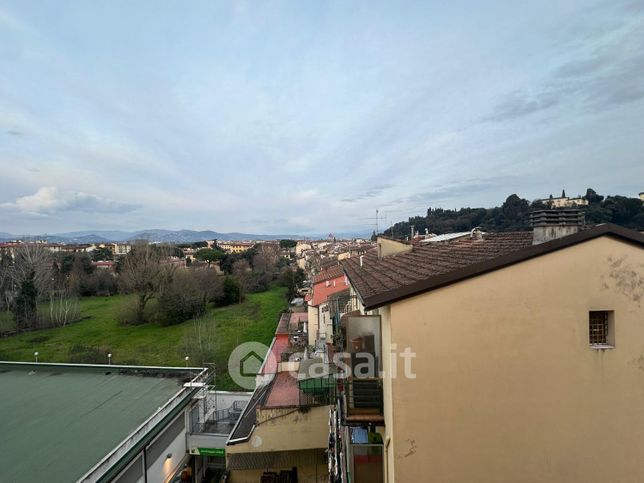 Appartamento in residenziale in Via Pietro Francavilla