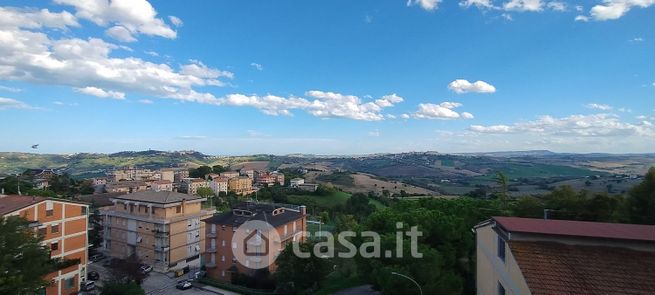 Appartamento in residenziale in Viale Zaccagnini