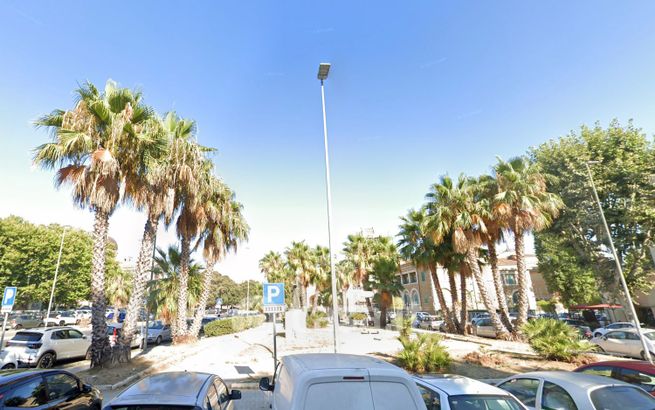 Box/posto auto in residenziale in Via Armando Armuzzi