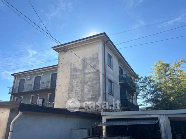 Appartamento in residenziale in Via Giacomo Puccini 6