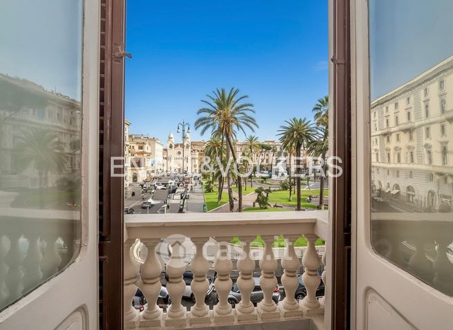 Ufficio in commerciale in Via Crescenzio