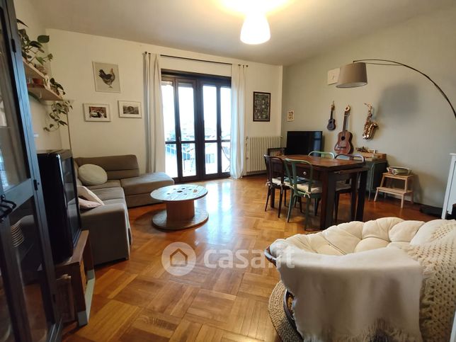 Appartamento in residenziale in Via Benso 33